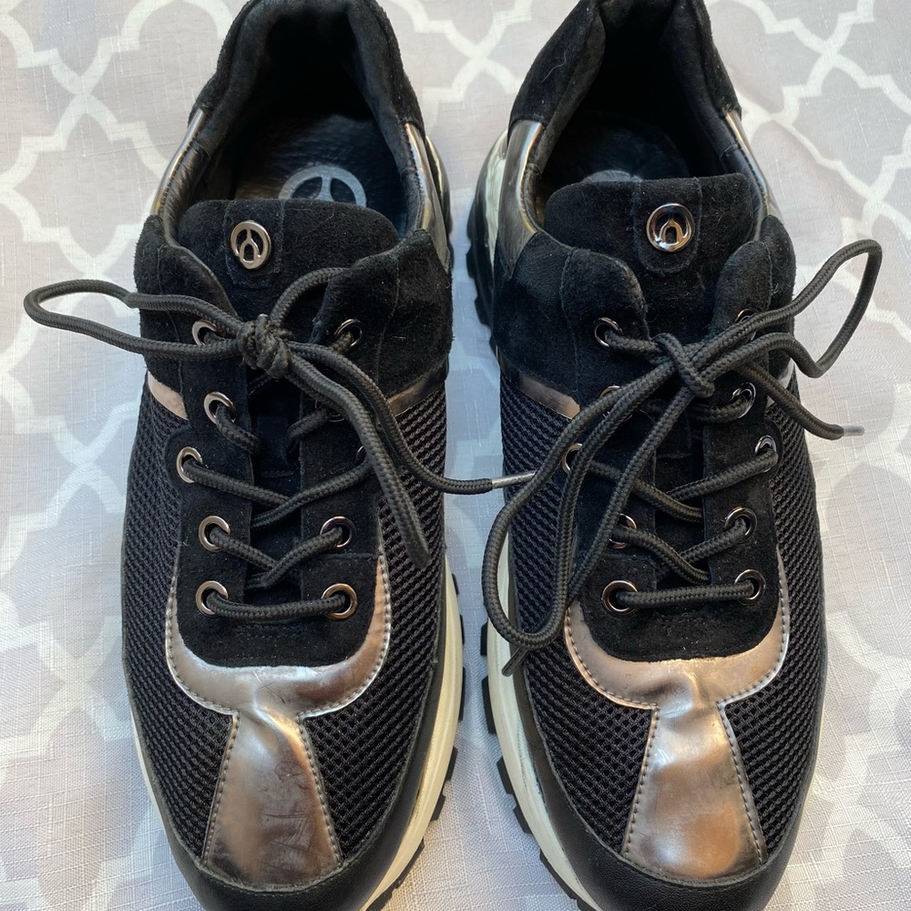 The Wishbone Collection sneakers